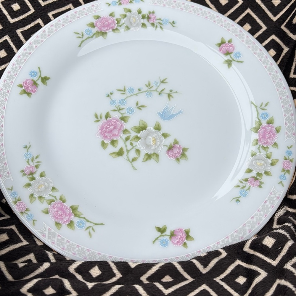 COPY - Bird of Paradise by Crown Ming Pattern CRMBIP 10 1/2” Dinner Plates 2 pc…